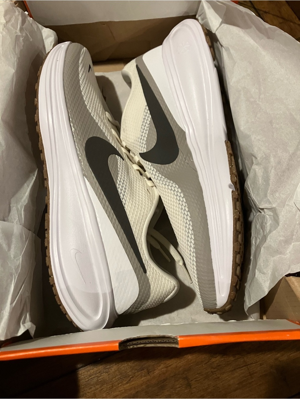 Nike Men's Revolution 8 Wide Sz 10.5